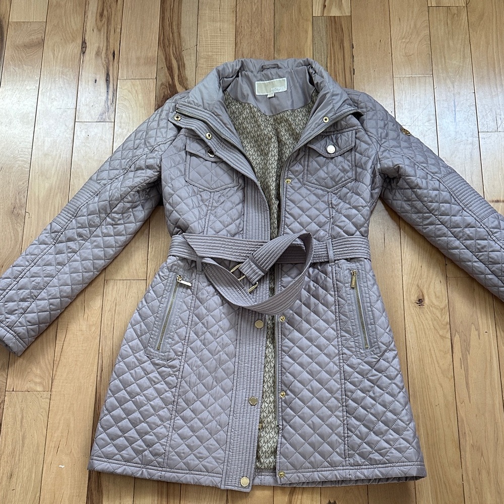 MICHAEL Michael Kors Quilted Puffer Jacket - Taupe